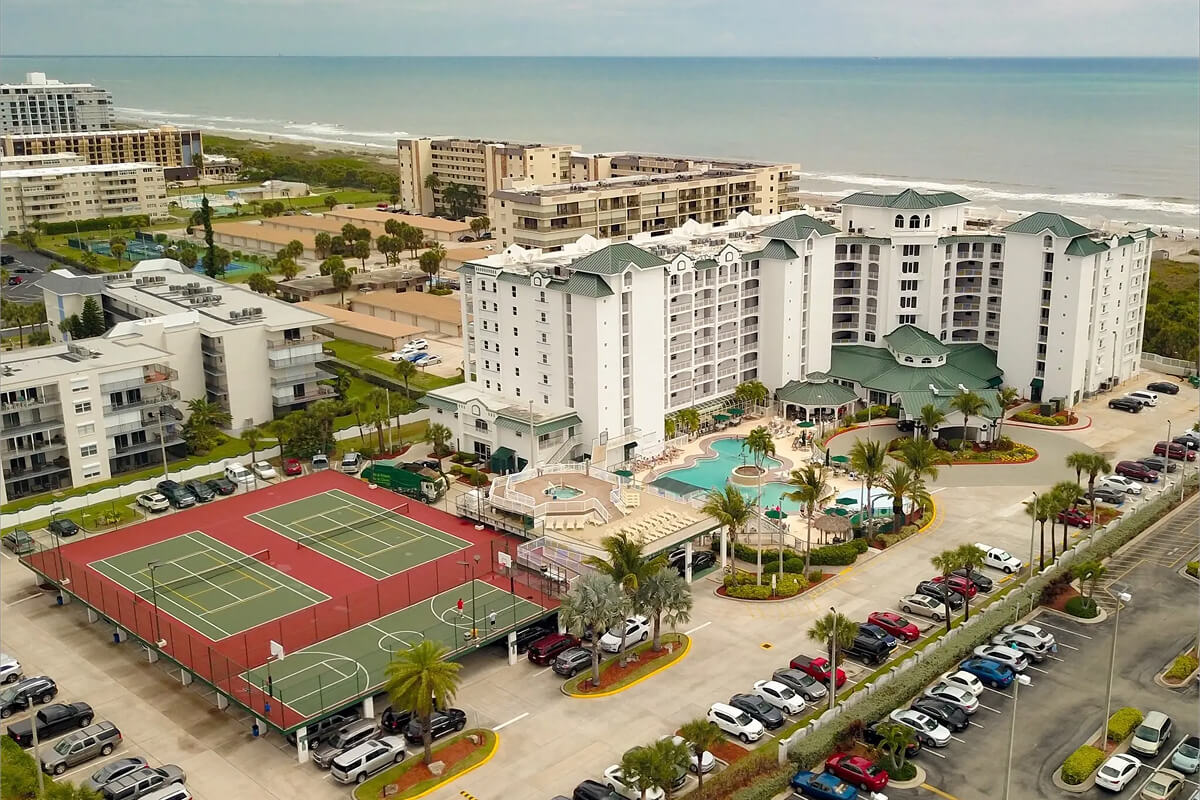 /resort/cocoa-beach/CCB2.jpg
