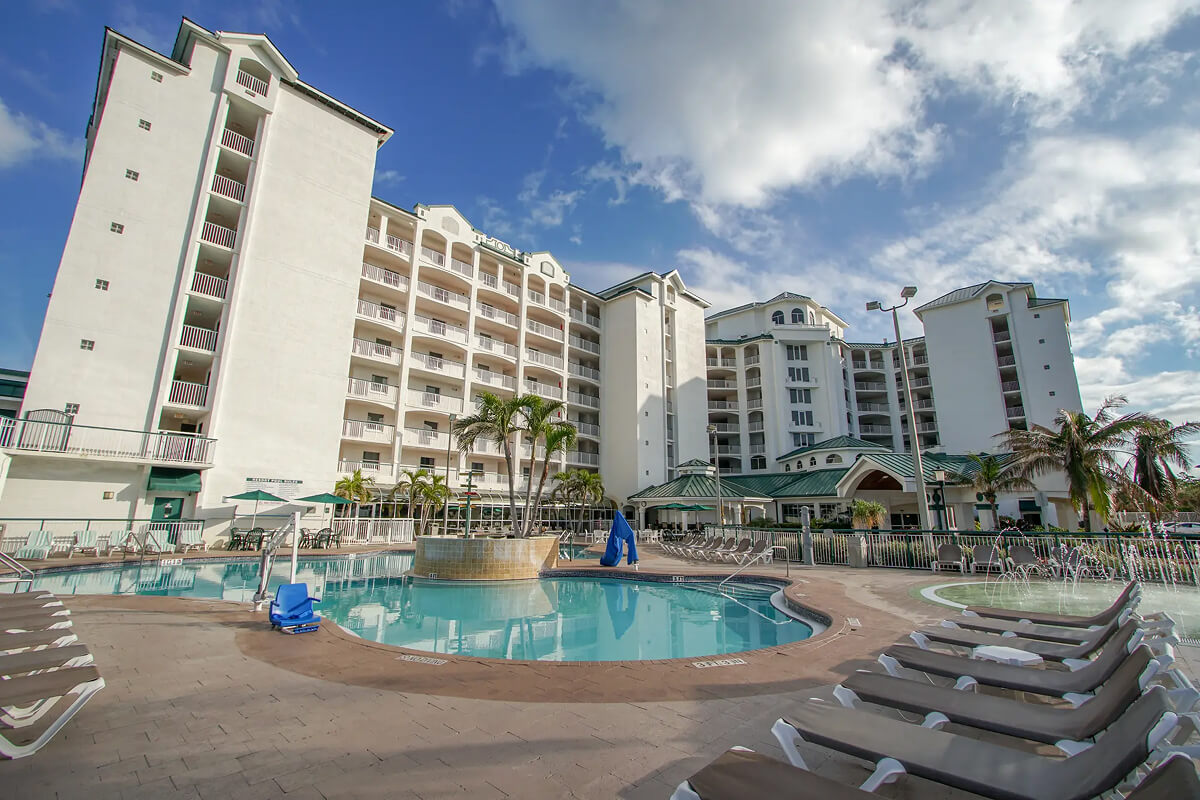 /resort/cocoa-beach/CCB3.jpg